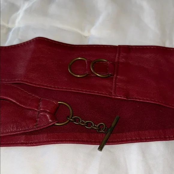 Calvin Klein Elegant Red genuine Leather burgundy Belt - Picture 4 of 4